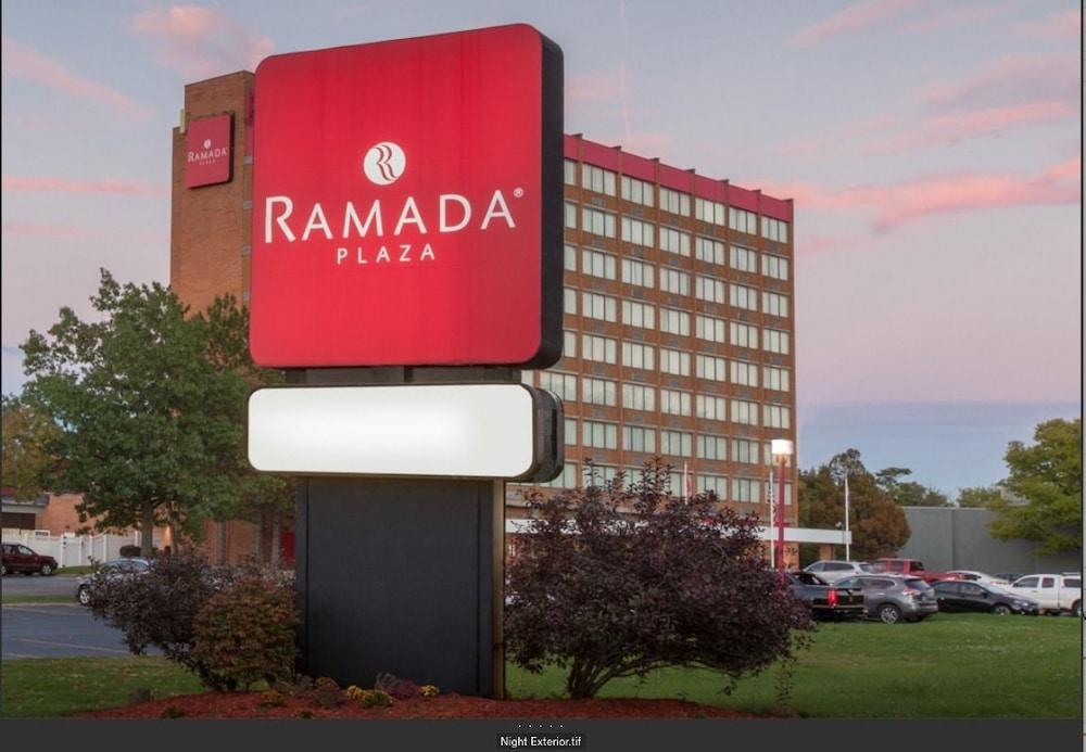 Ramada Plaza By Wyndham Albany Hotel Esterno foto